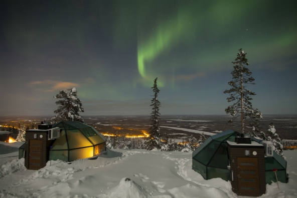 Levi-Glass-igloo-center-Taxari-Travel-Lapland