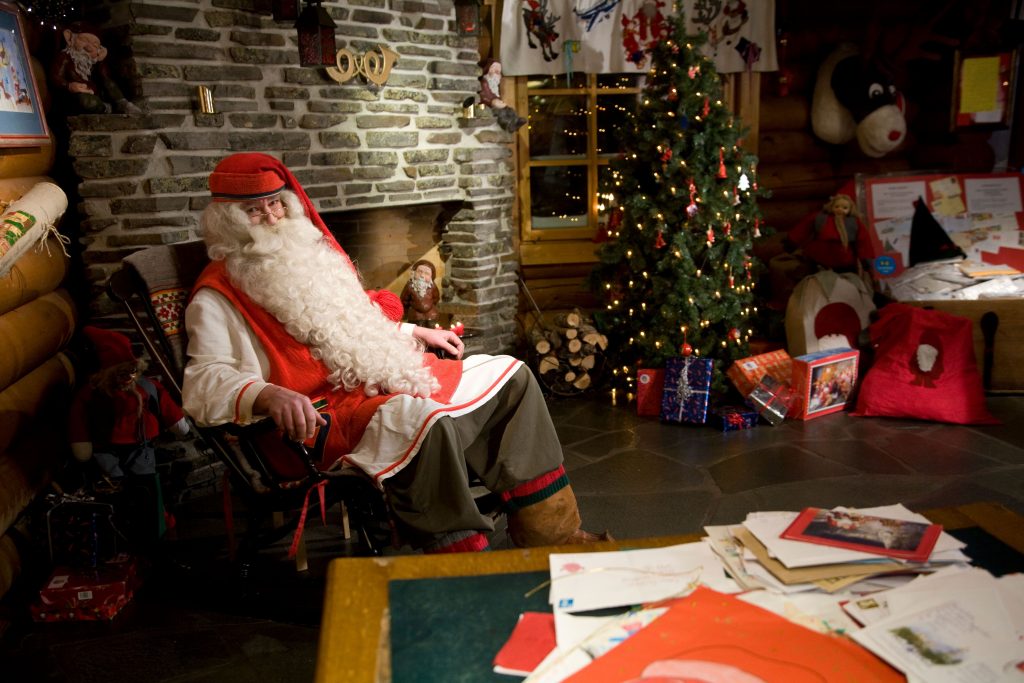 Santa-Claus-visit-village-Taxari-Travel-Lapland