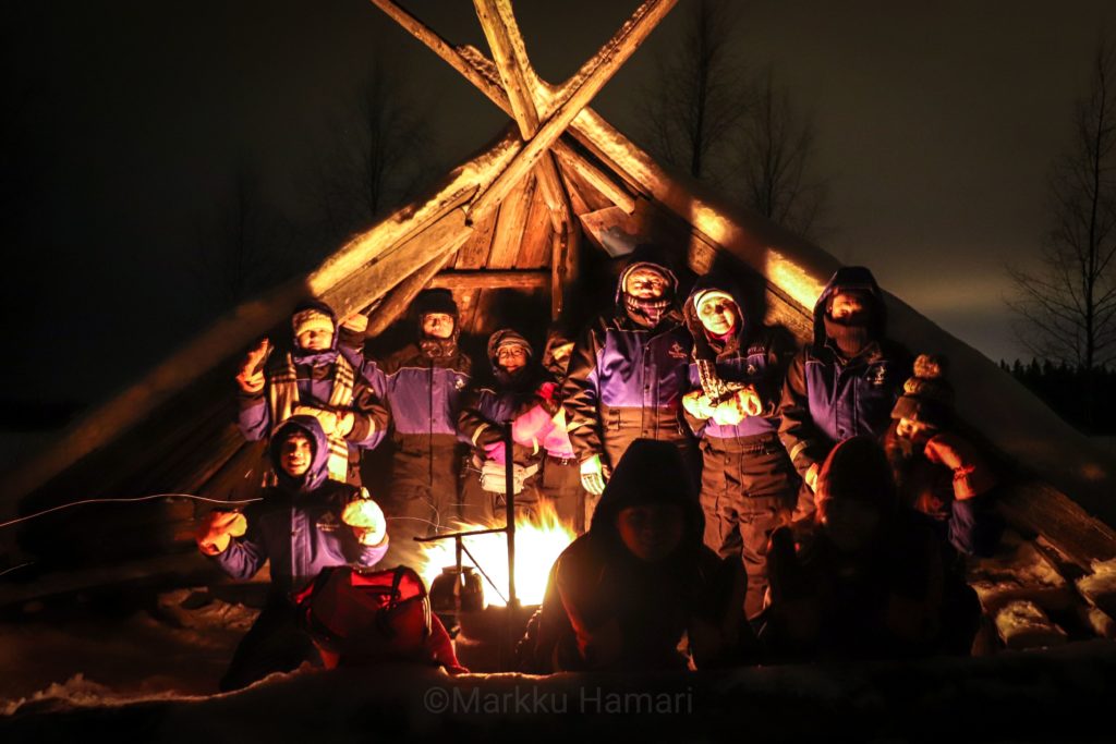 Aurora-Hunting-Tour-Kemi-Taxari-Travel-Lapland-15