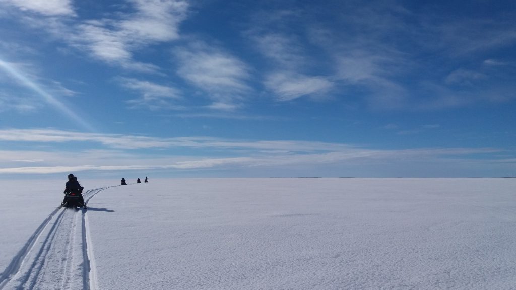 Snowmobile-tour-to-Sampo-on-the-frozen-sea-Taxari-Travel-Lapland