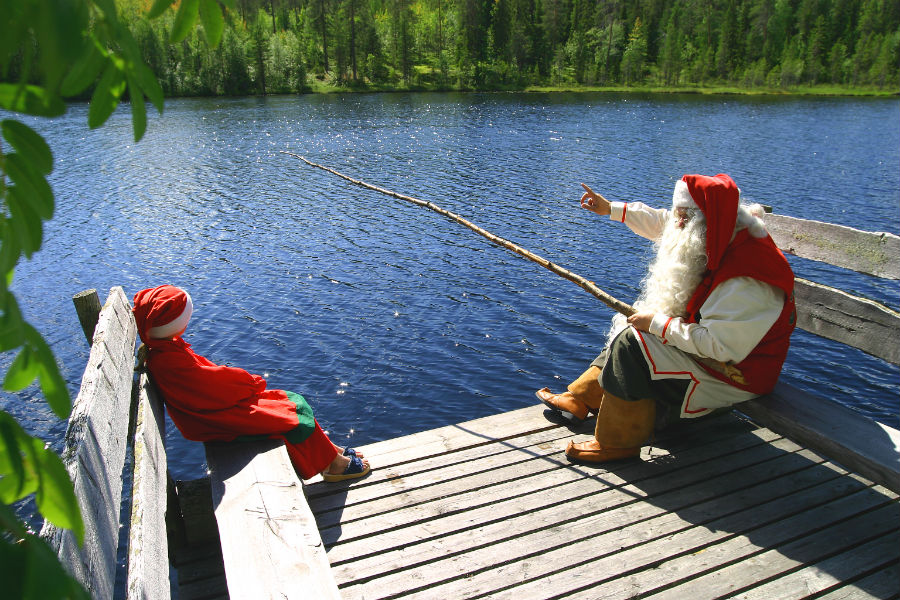 Santa-Claus-Visit-summer-Taxari-Travel-Lapland