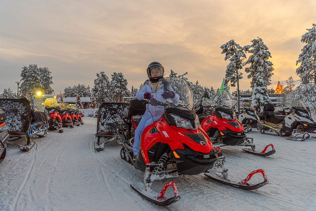 Snowmobile-safari-to reindeer-farm-Taxari-Travel